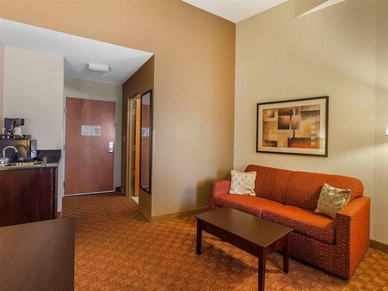 Comfort Suites Suffolk - Chesapeake Екстериор снимка